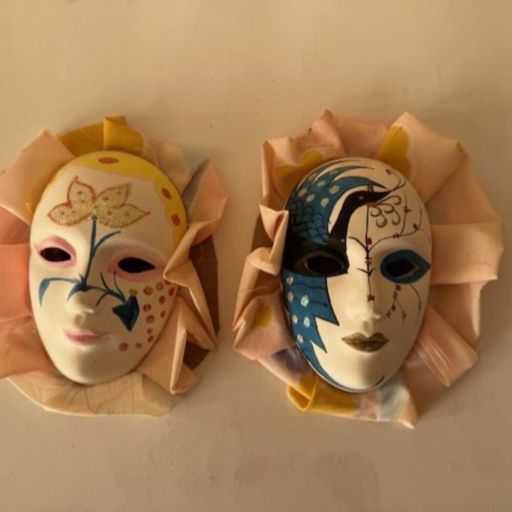 Ceramic Mardi gras masquerade style masks. Vintage. Wall hanging. Set of 2. Art